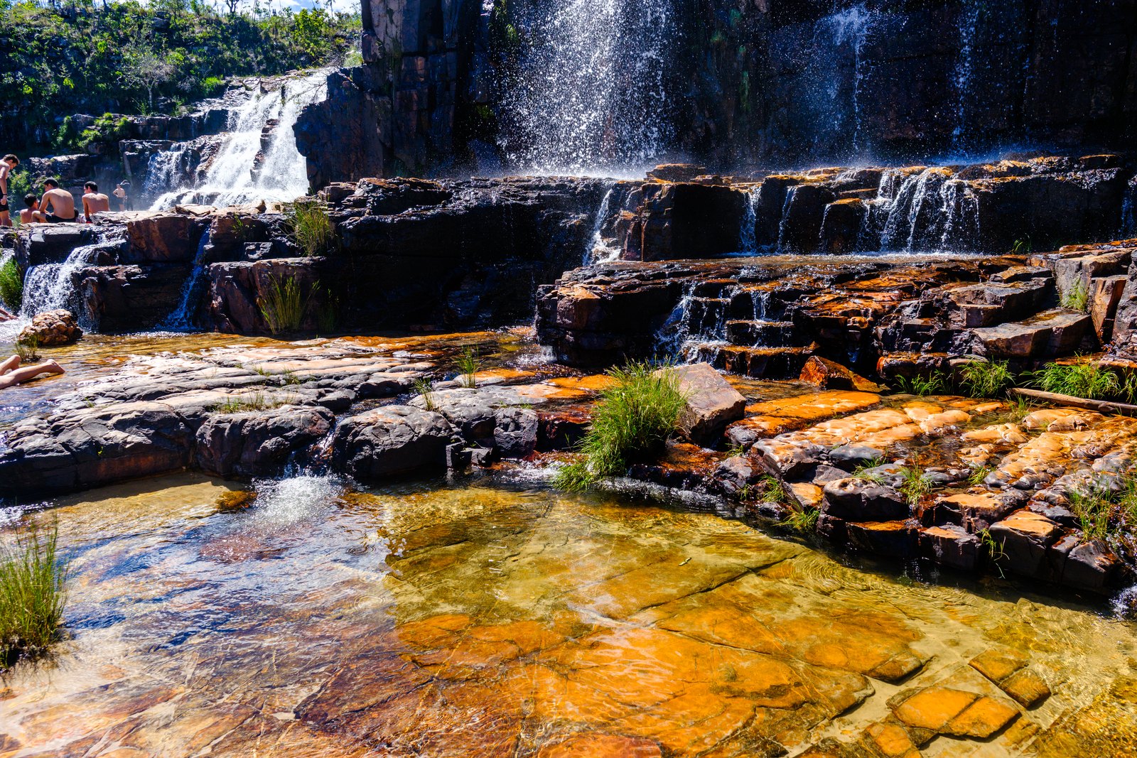 Poço e cascatas do Rio dos Couros — Parque Estadual Águas do Paraíso