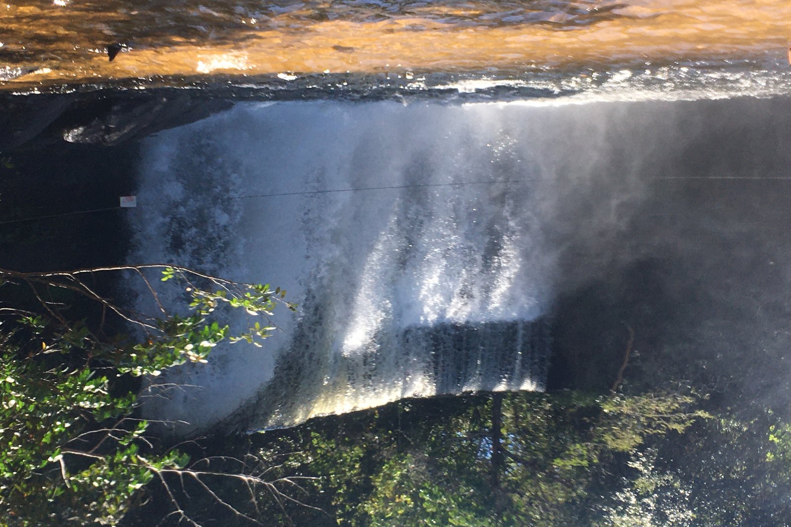 Cachoeira no parque em Carolina — Parque Nacional da Chapada das Mesas